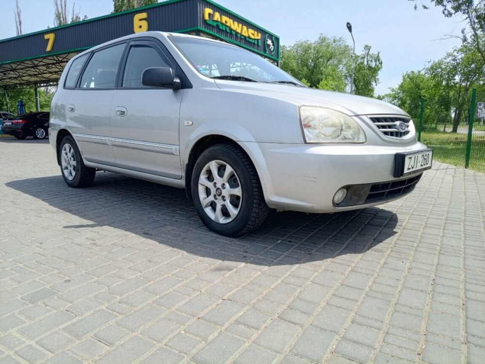 Kia Carens 2005 год Тирасполь Tiraspol - fotografie 1