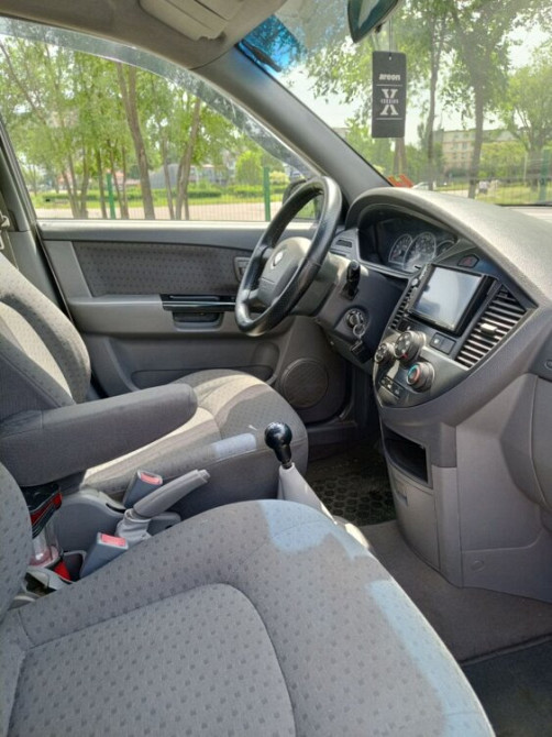 Kia Carens 2005 год Тирасполь Tiraspol - fotografie 3