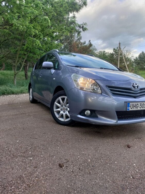 Toyota Verso 2010 год Тирасполь Tiraspol - fotografie 1