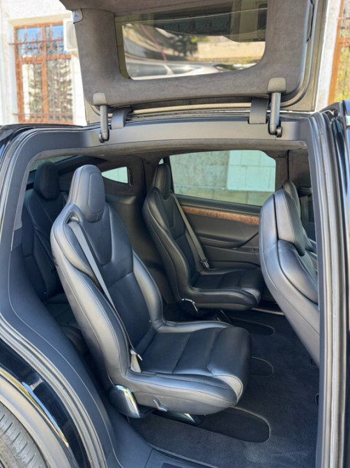 Tesla Model X 2018 год Тирасполь Tiraspol - fotografie 7