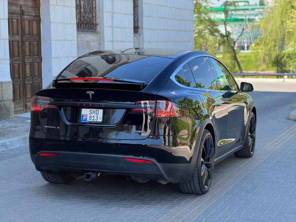 Tesla Model X 2018 год Тирасполь Tiraspol - fotografie 8