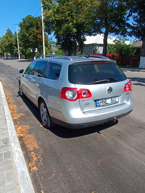 Volkswagen Passat 2009 год Каменка Camenca - fotografie 2