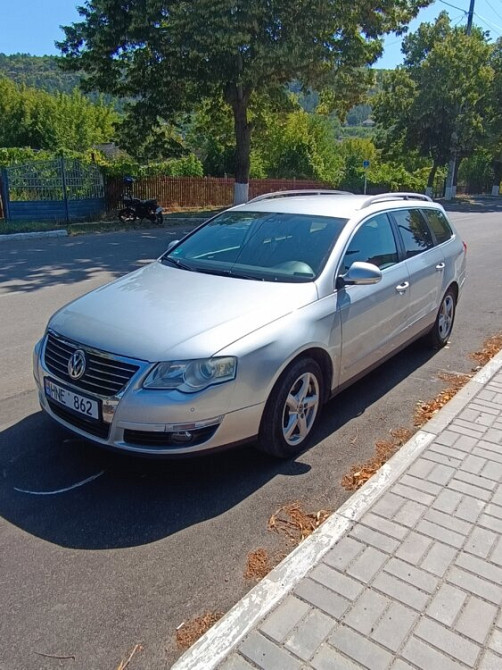Volkswagen Passat 2009 год Каменка Camenca - fotografie 1