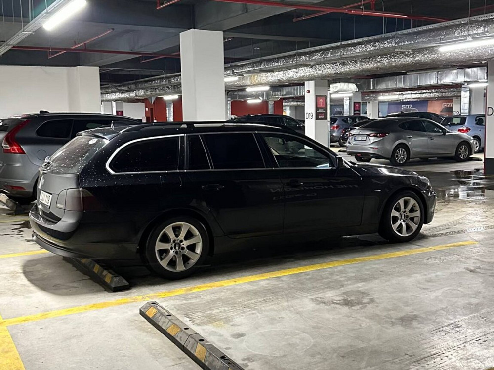 BMW 5 Series 2004 год Тирасполь Tiraspol - fotografie 3