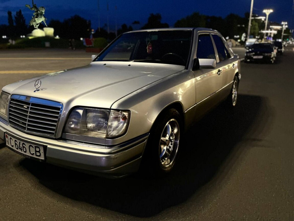 Mercedes E-Class 1993 год Тирасполь Tiraspol - fotografie 1