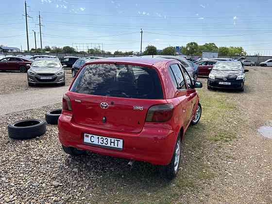 Toyota Yaris 2000 год Бендеры Bender