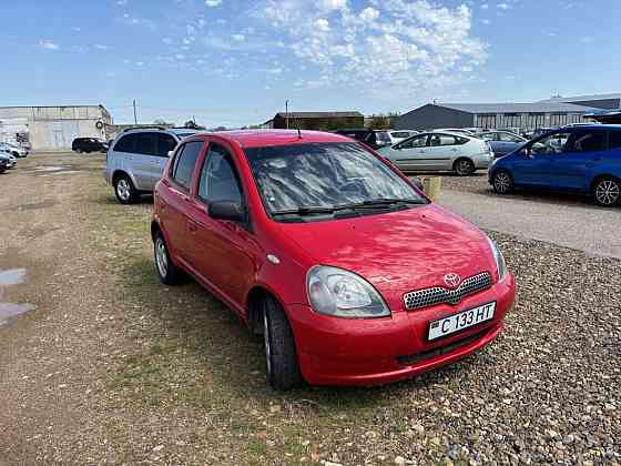 Toyota Yaris 2000 год Бендеры Bender