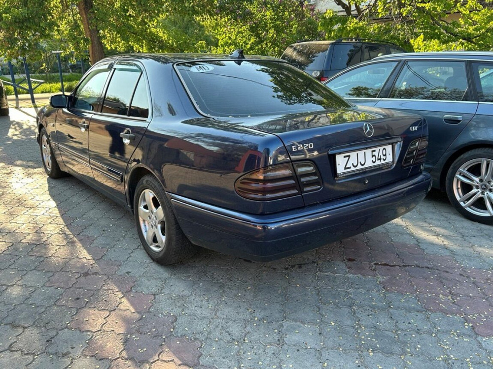 Mercedes E-Class 1999 год Бендеры Bender - fotografie 3