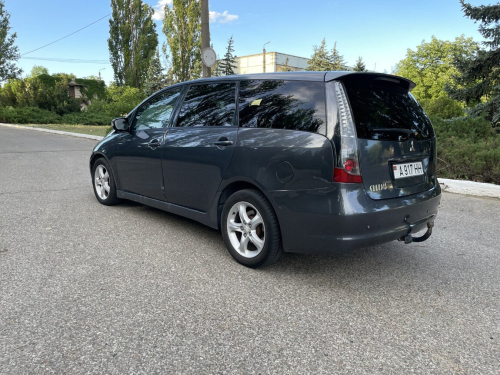 Mitsubishi Grandis 2005 год Тирасполь Tiraspol - fotografie 1