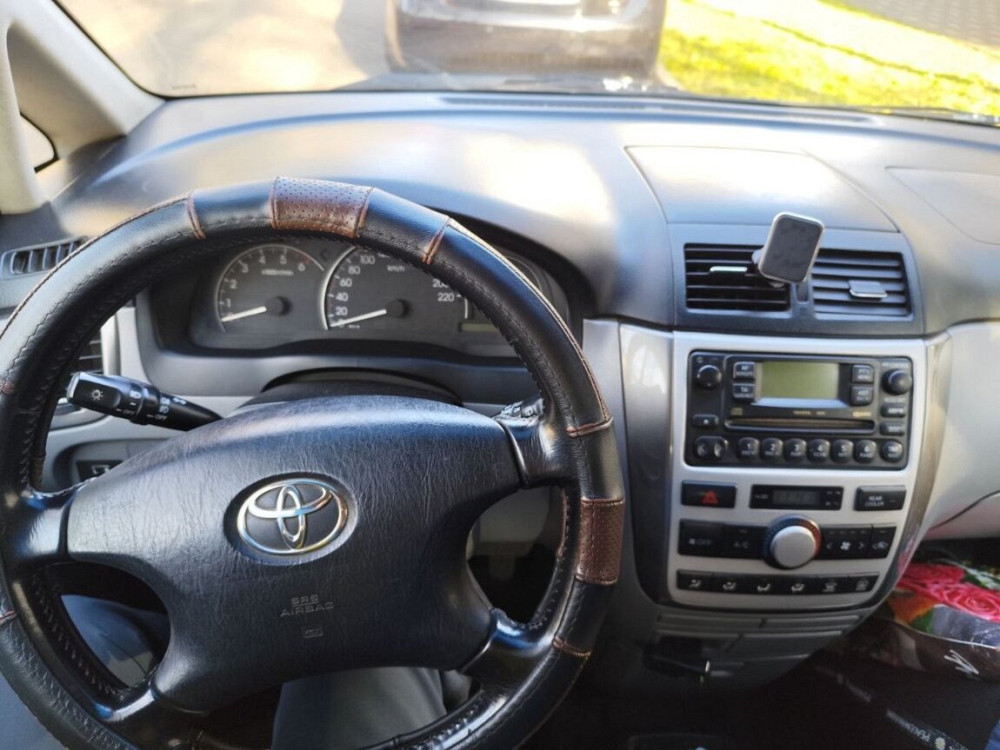 Toyota Avensis Verso 2002 год Тирасполь Тирасполь - изображение 3