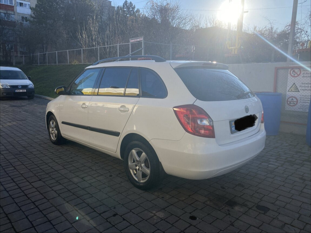 Skoda Fabia 2008 год Бельцы Бельцы - изображение 5