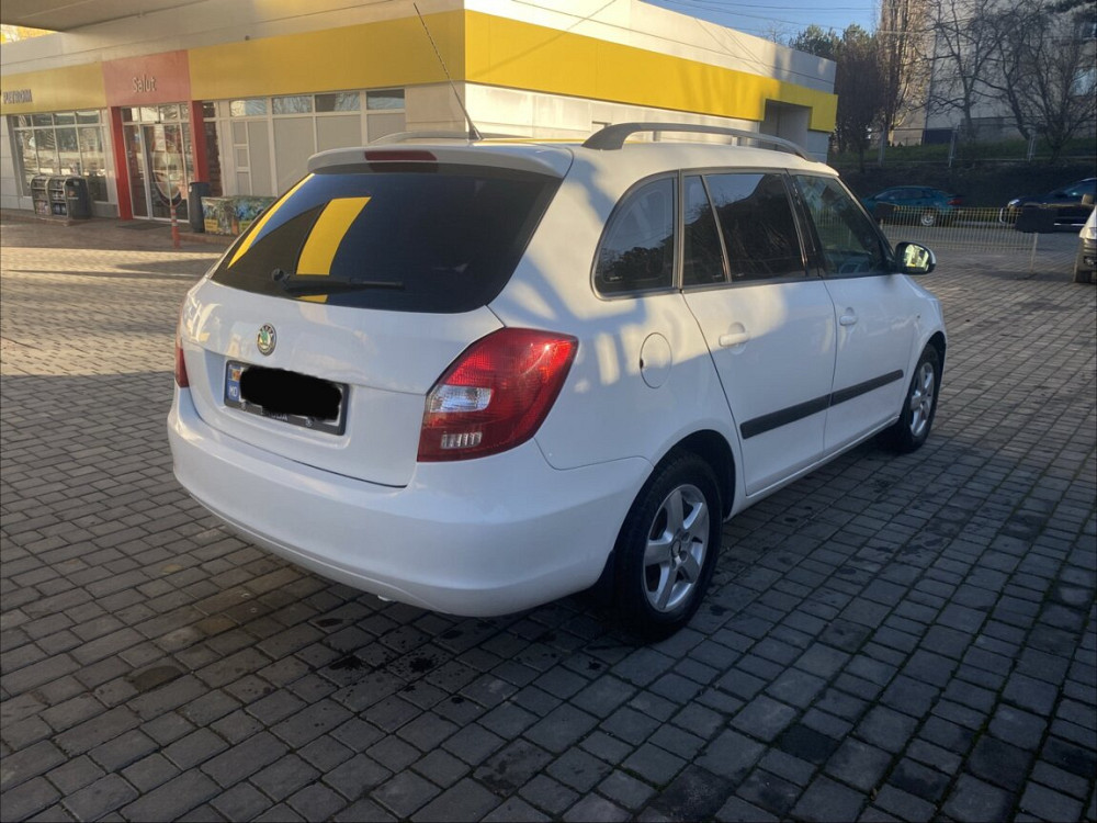 Skoda Fabia 2008 год Бельцы Бельцы - изображение 4