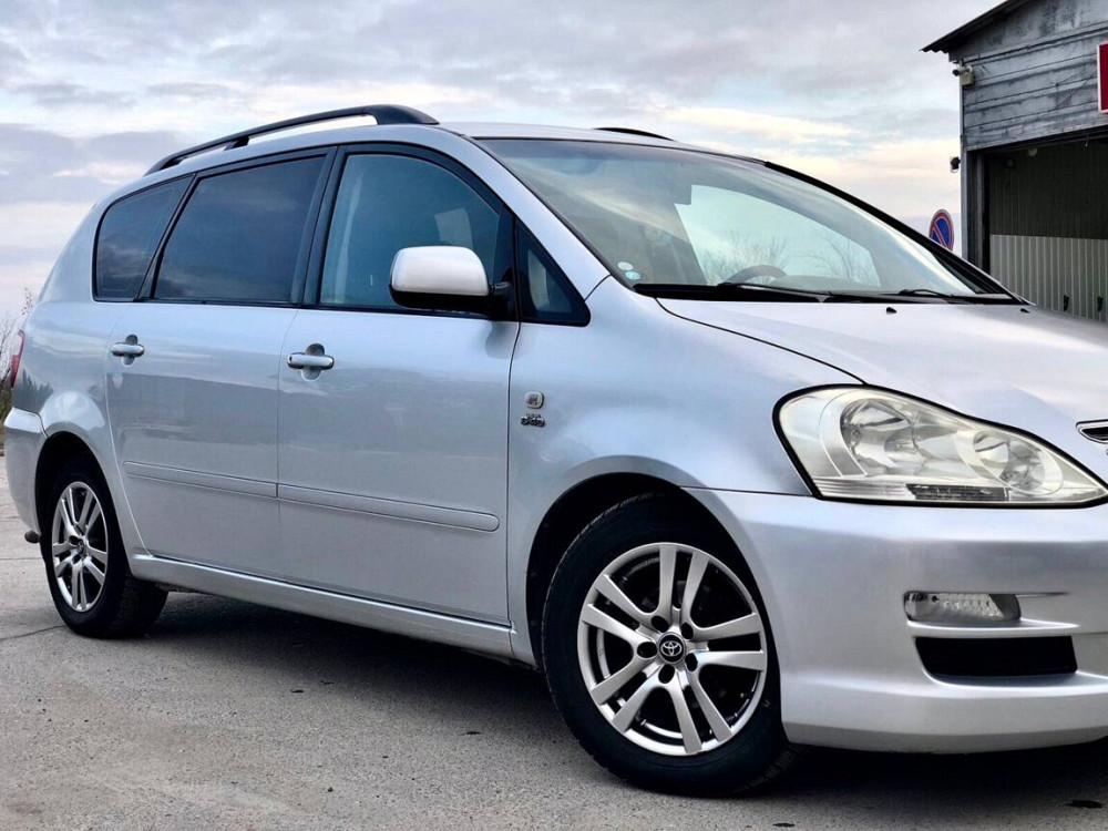 Toyota Avensis Verso 2004 год Рыбница Rîbnița - fotografie 5
