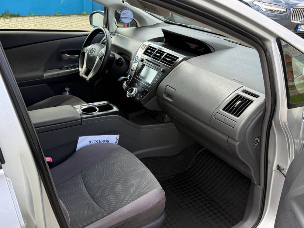 Toyota Prius 2012 год Тирасполь Tiraspol - fotografie 9