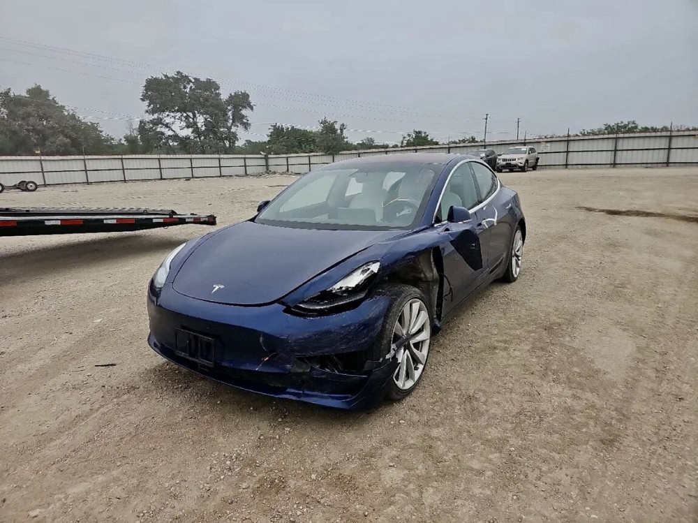 Tesla Model 3 2018 год Тирасполь Тирасполь - изображение 1