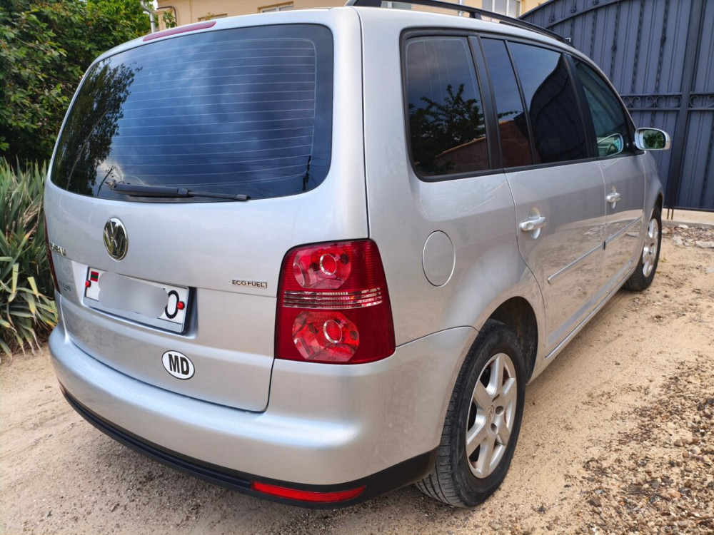 Volkswagen Touran 2007 год Бендеры Бендеры - изображение 2