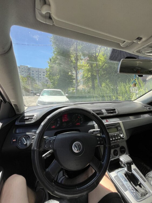 Volkswagen Passat 2006 год Кишинёв Chişinău - fotografie 3