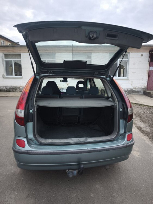 Nissan Almera Tino 2001 год Тирасполь Tiraspol - fotografie 2