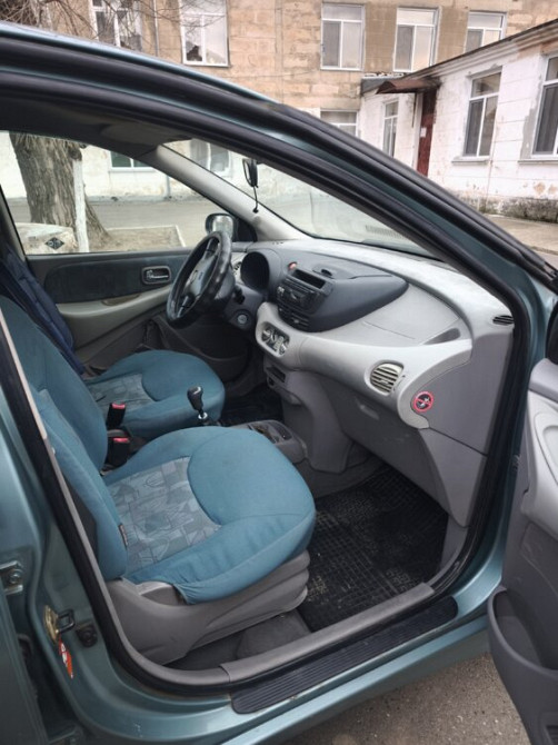 Nissan Almera Tino 2001 год Тирасполь Tiraspol - fotografie 10