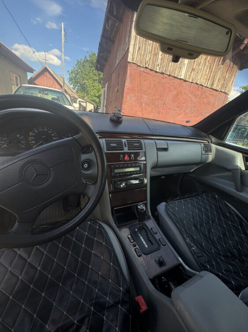 Mercedes E-Class 1996 год Тирасполь Tiraspol - fotografie 5
