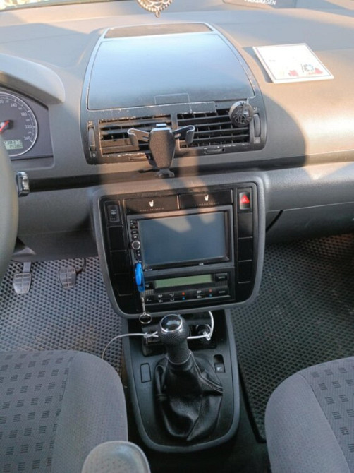 Volkswagen Sharan 2001 год Бендеры Бендеры - изображение 2