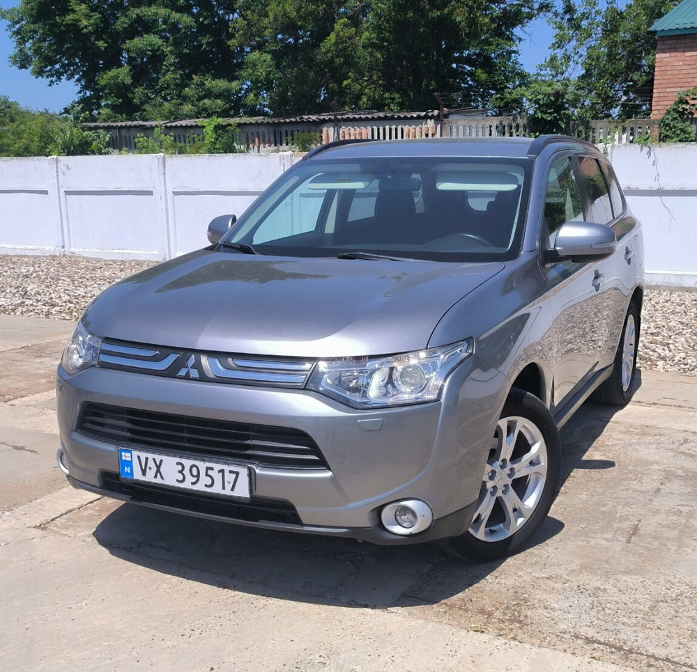 Mitsubishi Outlander 2014 год Тирасполь Tiraspol - fotografie 1