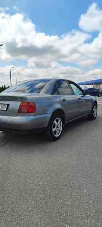 Audi A4 1996 год Тирасполь Tiraspol