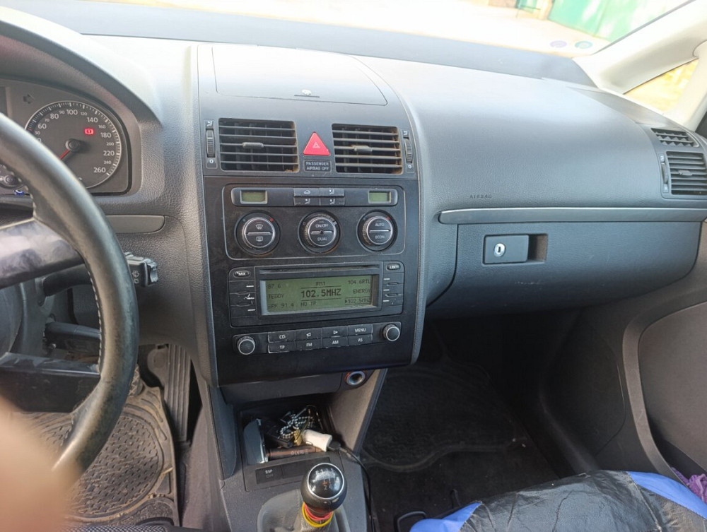 Volkswagen Touran 2003 год Тирасполь Тирасполь - изображение 4