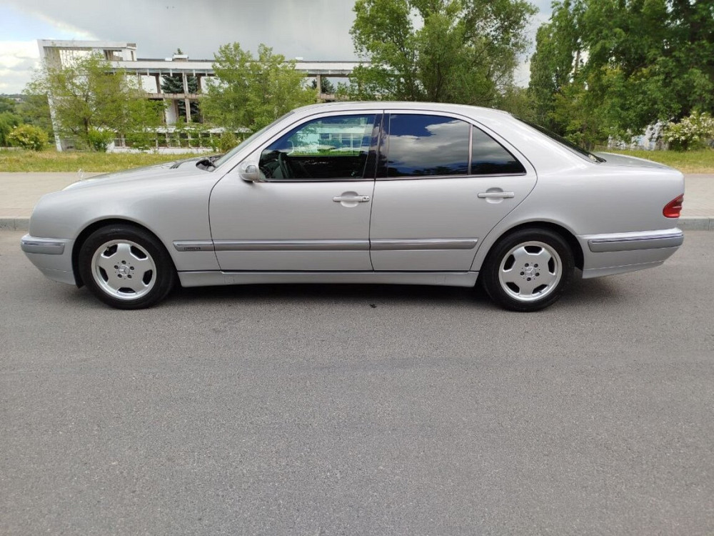 Mercedes E-Class 2001 год Бендеры Bender - fotografie 4