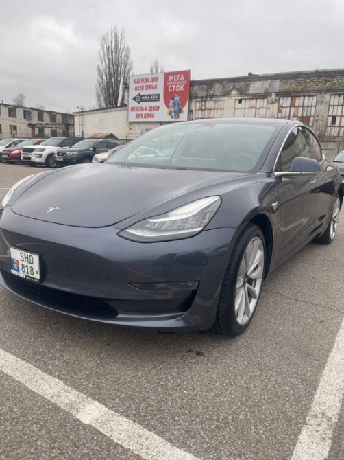 Tesla Model 3 2018 год Тирасполь Tiraspol - fotografie 1