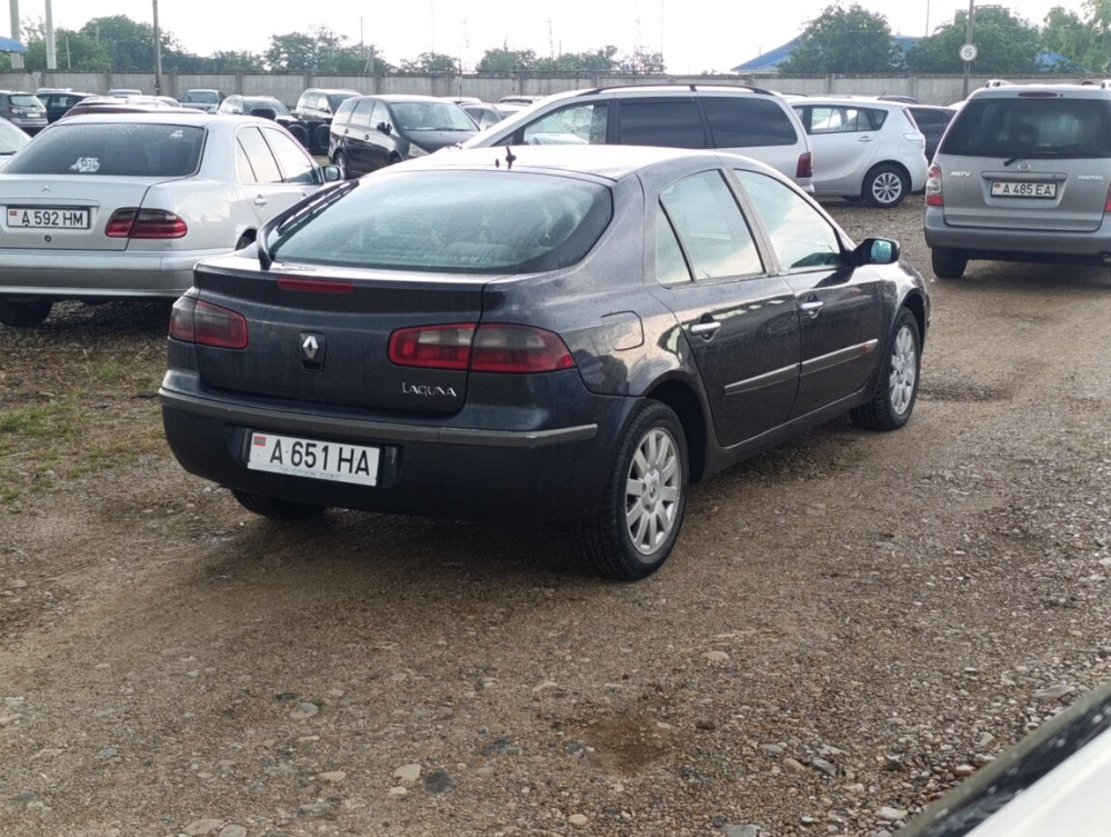 Renault Laguna 2002 год Бендеры Bender - fotografie 3