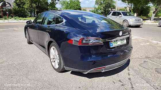 Tesla Model S 2014 год Тирасполь Tiraspol