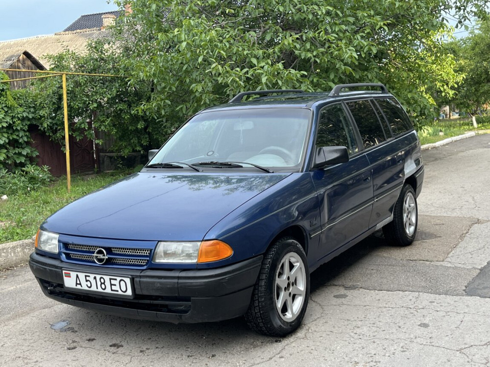 Opel Astra 1993 год Тирасполь Тирасполь - изображение 1