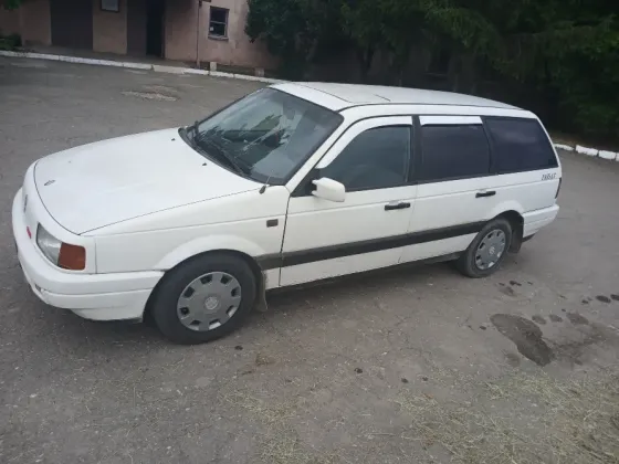 Volkswagen Passat 1993 год Тирасполь Tiraspol