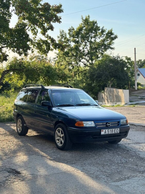 Opel Astra 1993 год Тирасполь Tiraspol - fotografie 1