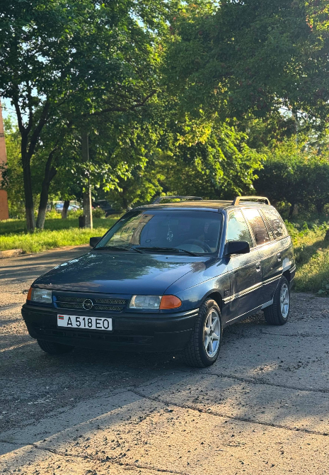 Opel Astra 1993 год Тирасполь Тирасполь - изображение 3