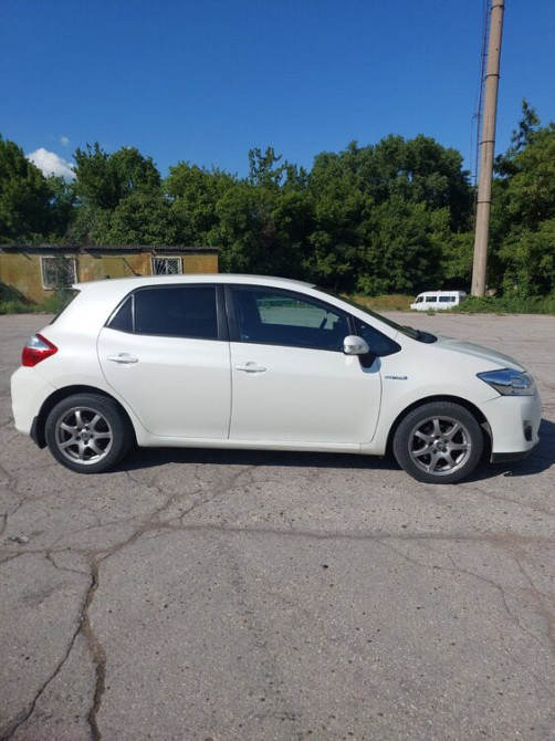 В продаже Toyota Auris Rîbnița - fotografie 8