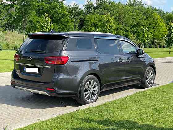 KIA Carnival Кишинёв
