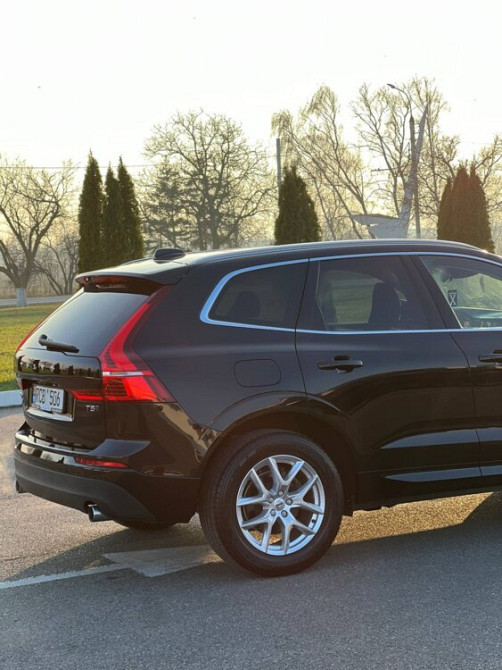 Volvo XC60, 2021 год, отличное состояние, полностью обслужена Тирасполь - изображение 3