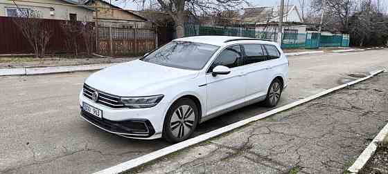 Volkswagen Passat Variant GTE 1.4 Plug-in Hybrid Бендеры