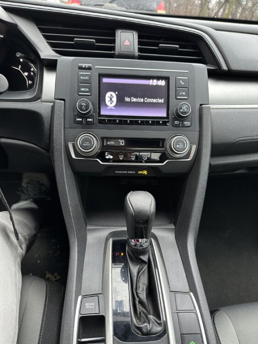 HONDA CIVIC X 2016 2.0 автомат. Отличное состояние. Надежный двигатель Rîbnița - fotografie 8
