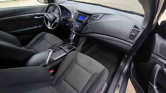 Свежепригнанный Hyundai i40, 2013 г., 1.7 D (цепь), Автомат (простой). Тирасполь