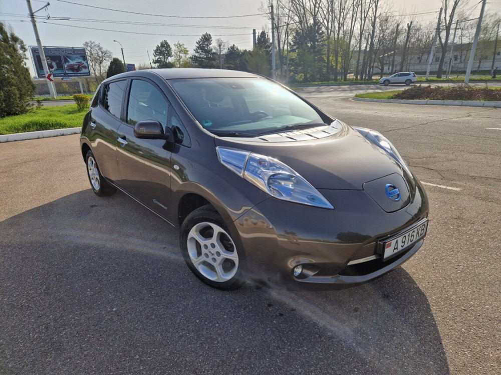 Nissan Leaf 30kw Bender - fotografie 4