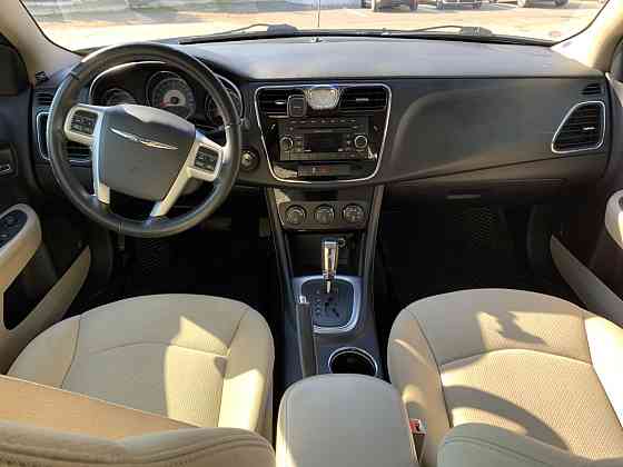 Продам автомобиль Chrysler 200 Тирасполь