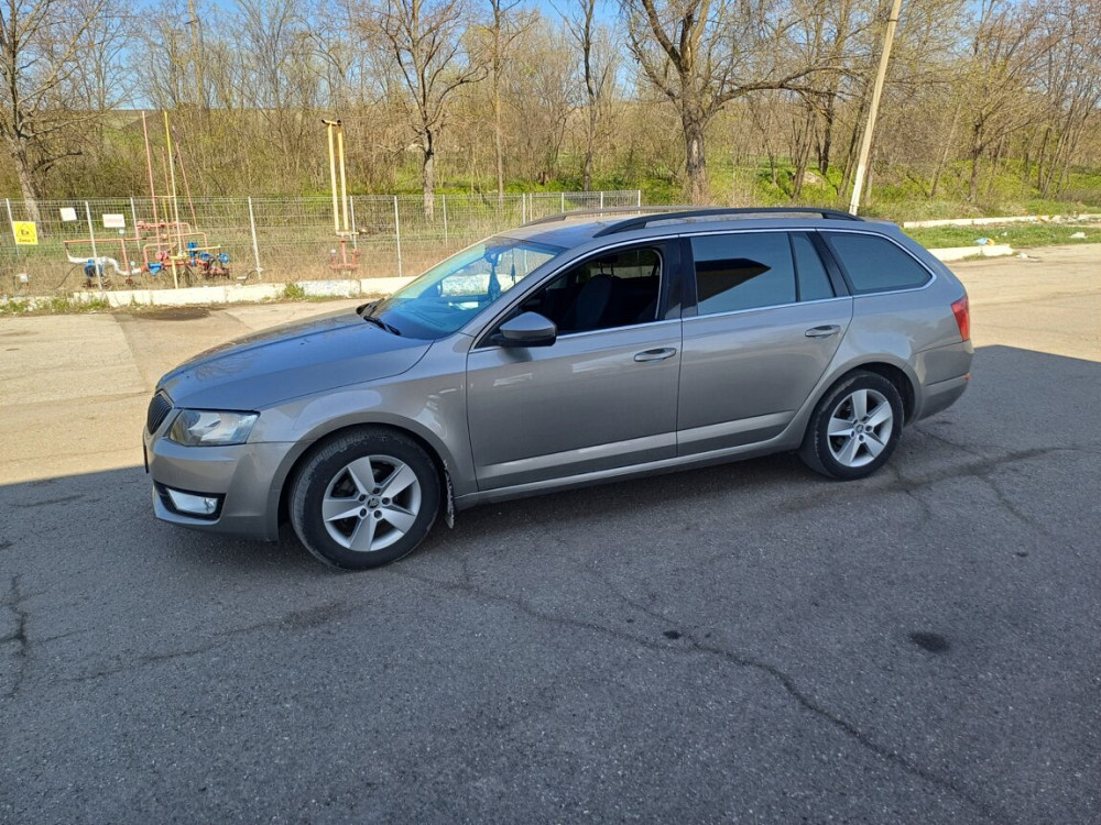 Skoda Octavia Bălţi - fotografie 1