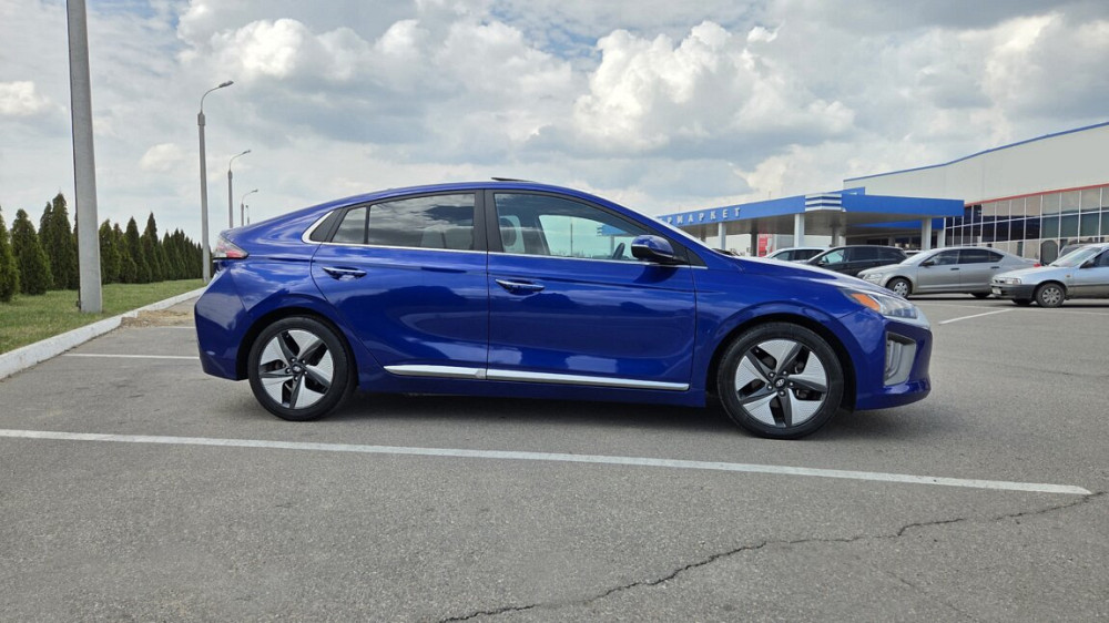 Hyundai Ioniq Limited Hybrid 2022 Tiraspol - fotografie 3
