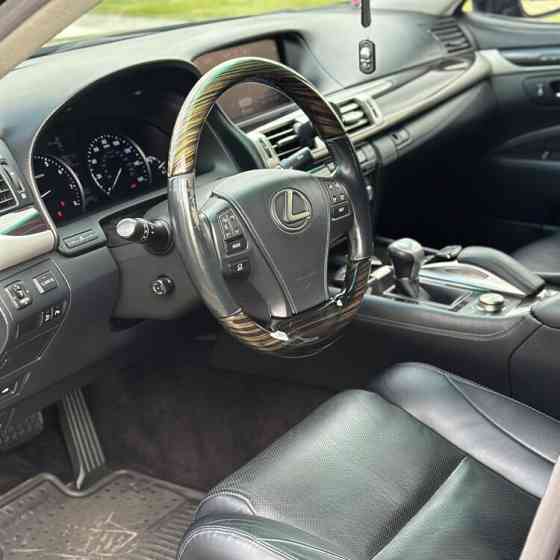 Lexus LS460L F-Sport Chişinău