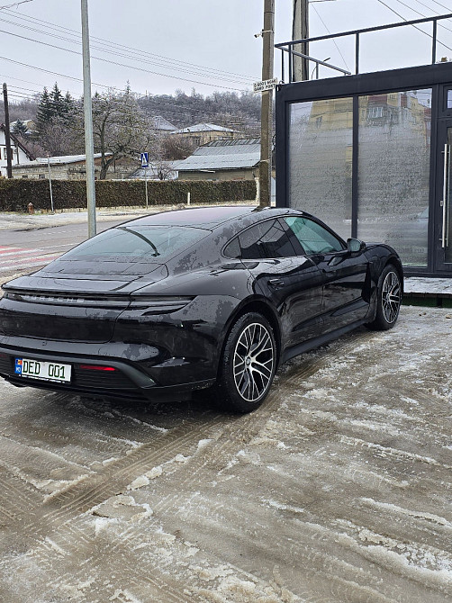 Porsche Taycan Chişinău - fotografie 5