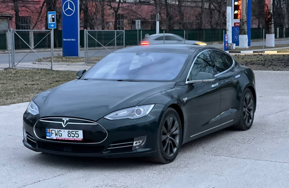Tesla Model S 85D 2015г РЕСТАЙЛИНГ Tiraspol - fotografie 1
