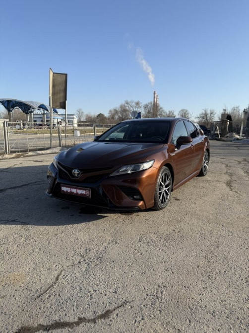 Toyota Camry 70 Тирасполь - изображение 1